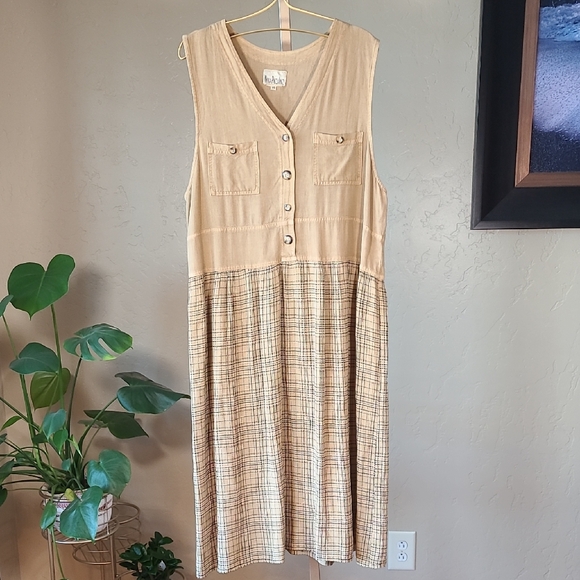 Nina Piccalino Dresses & Skirts - Nina Piccalino Vintage Sleeveless Tan Plaid Button Midi Dress